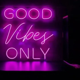 تصویر نئون فلکسی متن GOOD VIBES ONLY 