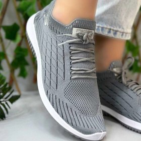 تصویر کتونی اسکیچرز سفید طوسی 