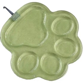 تصویر سوزن نخ کن گربه ای 