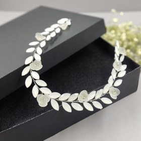 تصویر ریسه ظریف ،نگینی ،سفید 