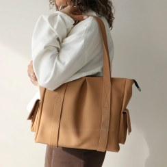 تصویر کیف دوشی زنانه مدل فارلی 