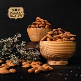 تصویر بادام مامایی Midwife's almond
