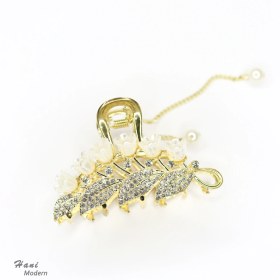 تصویر کلیپس فلزی برگ نگینی آویزدار 