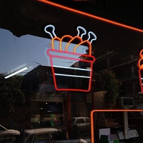 تصویر تابلو نئون طرح فست فود fast food 