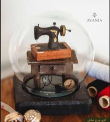 تصویر گوی شیشه ای خیاط 