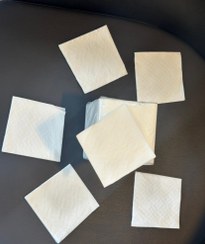 تصویر دستمال پذیرایی تا شده 700 گرمی 