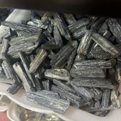 تصویر سنگ تورمالین سیاه 