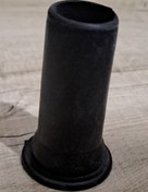 تصویر بوش «گوشواره » پلاستیکی چرخ فرغون 