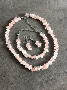 تصویر سرویس سنگ طبیعی رزکوارتز 