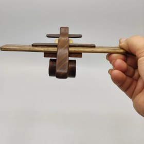 تصویر هواپیما چوبی 