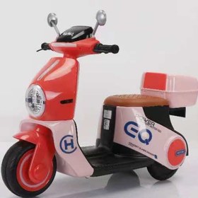 تصویر موتور شارژی وسپا طرح E G ریموتی 