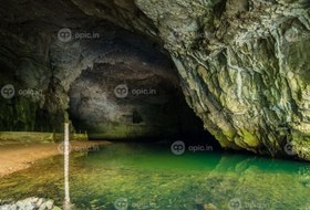 تصویر دانلود برداشت از غار Planina واقع در نزدیکی Postojna در اسلوونی. در داخل این غار بزرگ کارست ، تلاقی دو زیر دریا قرار دارد | اوپیک 