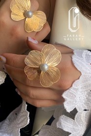 تصویر انگشتر گل درشت 