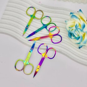 تصویر قیچی اصلاح ابرو مدل رنگین‌کمانی استیل 