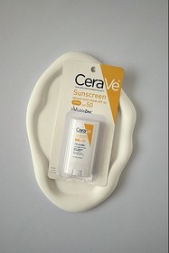 تصویر ضد آفتاب استیکی سراوی Cerave