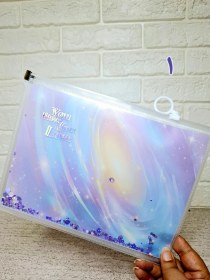 تصویر پوشه A5 پولک‌دار 