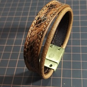 تصویر دستبند پوست مار 