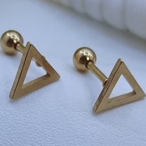 تصویر پیرسینگ گوش 