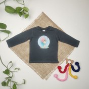 تصویر بلوز نوزادی آستین بلند برند لوپیلو طرح زرافه طوسی رنگ 