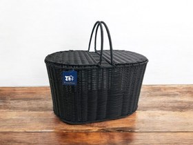 تصویر سبد پیک نیک بیضی طرح بافت 