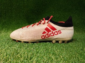 تصویر کفش کتونی فوتبال استوک دار چمنی اورجینال آدیداس سایز 44.5 Soccer shoes