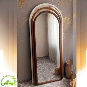 تصویر آینه قدی چوبی مدل گنبدی 
