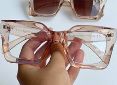 تصویر عینک سلین همراه کاور و دستمال رایگان رنگبندی پاییز 2025 - بژ عسلی Celine Glasses