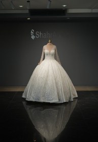 تصویر لباس عروس مدل آی سن 