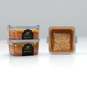 تصویر عسل با موم 