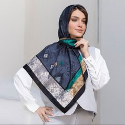 تصویر روسری نخی ژاکارد دور دوخت 