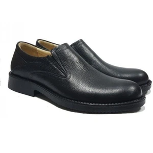 تصویر فروشگاه پوشاک بادامی