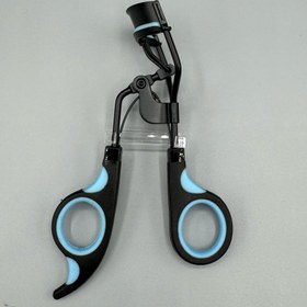 تصویر فرمژه برند مکس فاکتور 