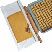 تصویر تخته کار شیرینی پزی MDF 