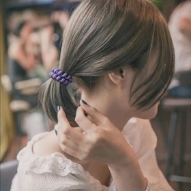 تصویر کش مو و دستبند سیم تلفن رنگی 