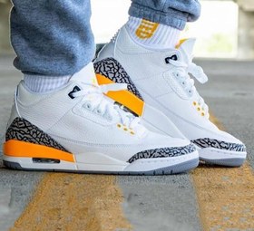 تصویر نایک ایر جردن ۳ رترو سفید زرد Nike air jordan 3 retro white and yellow 