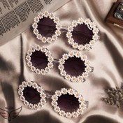 تصویر عینک آفتابی بچگانه طرح بابونه 