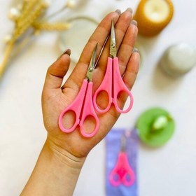 تصویر قیچی ابروی صورتی تیتانیوم 