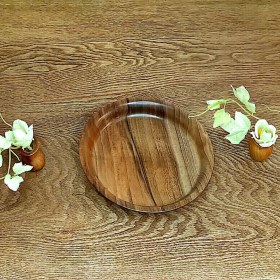 تصویر بشقاب لبه دار چوبی 