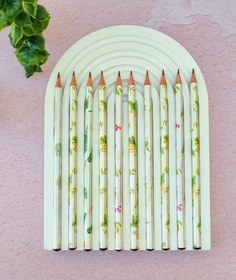 تصویر مداد سیاه طرح برگ 