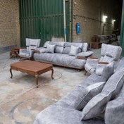 تصویر مبل راحتی کینگ با رنگ طوسی روشن 