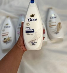 تصویر شامپو بدن داو مناسب پوست‌های خشک و حساس - deeply nourishing 