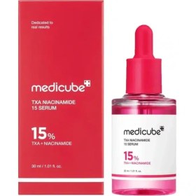 تصویر سرم نیاسینامید و ترانگزامیک 15% مدی کیوب Medicube 