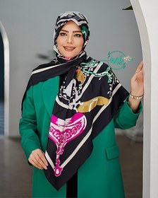 تصویر روسری ابریشم کجراه طرح هرمس پاپیونی وارداتی - مشکی سبز 