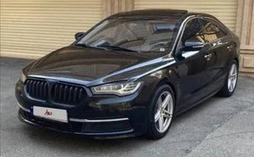 تصویر جلو پنجره طرح BMWلیفان 820 