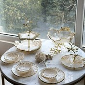 تصویر نیم ست صدفی سفید با برق ورق طلا - میوه خوری با پایه برنجی 