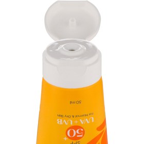 تصویر ضد آفتاب رنگ بژ روشن مناسب پوست خشک 50میل مدیلن MEDILANN SUNSCREEN SPF 50 DRY