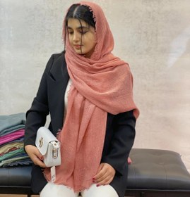 تصویر سوزنی دور ریش - هلویی 