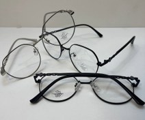 تصویر عینک طبی دانشجویی ارزان و سبک، مناسب استفاده روزانه 