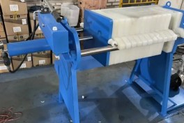 تصویر دستگاه فیلتر پرس مخصوص روغن گیری ( کنجد، افتابگردان، سویا، کلزا ) - 400×400 / ندارد / هیدرولیک دستی Filter press machine for oil extraction