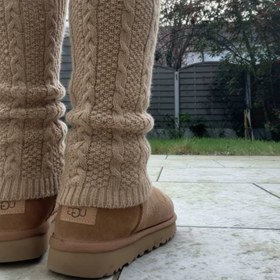 تصویر لگ وارمر بافت ضخیم 